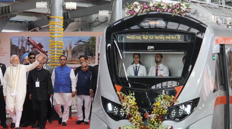 pm modi, modi in gujarat, pm modi in gujarat live updates, ahmedabad metro, ahmedabad metro phase one, one nation one card, common mobility card, india news, breaking news