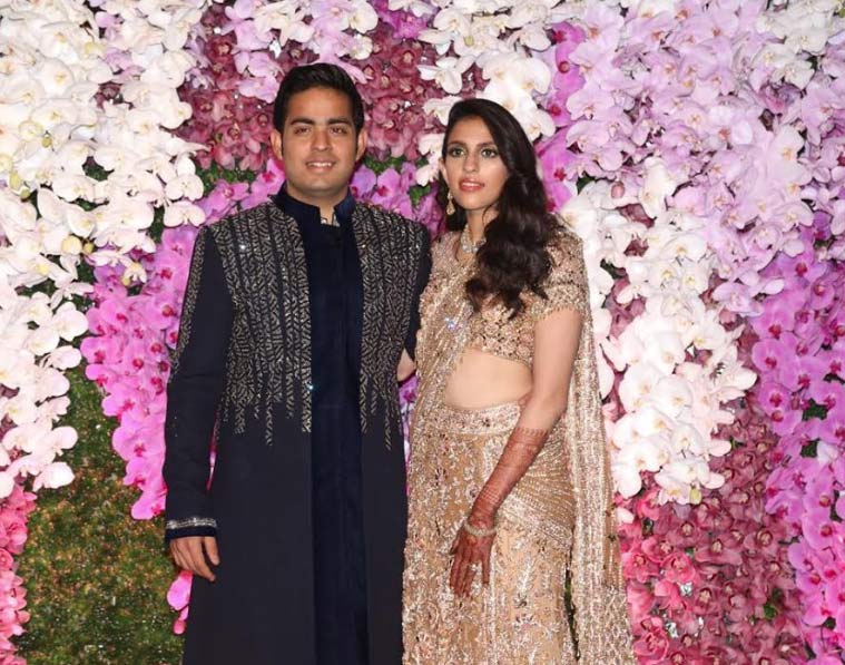 Akash Ambani-shloka Mehta Reception: The Couple Looks Royal In Ethnic 