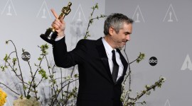 alfonso cuaron on Theatre versus streaming debate