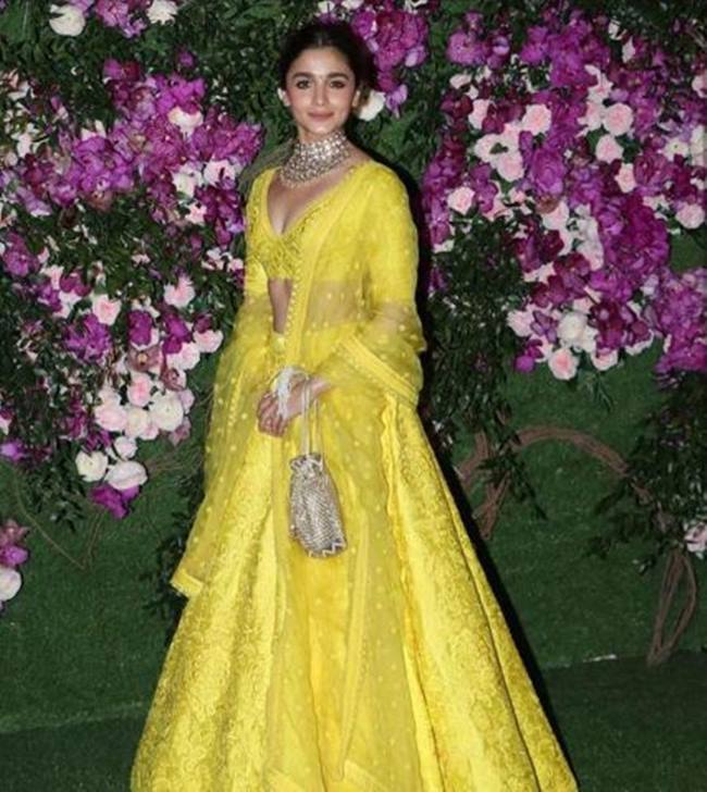 Full Pics: Alia Bhatt's Bridal Lehenga in 'Rocky Rani'