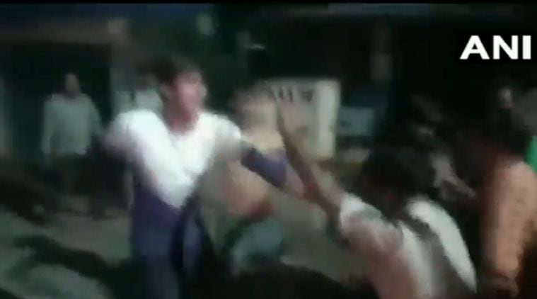 bihar, bihar police, bihar policeman beaten by driver, auto driver beat policeman, bihar news, india news, indian express news