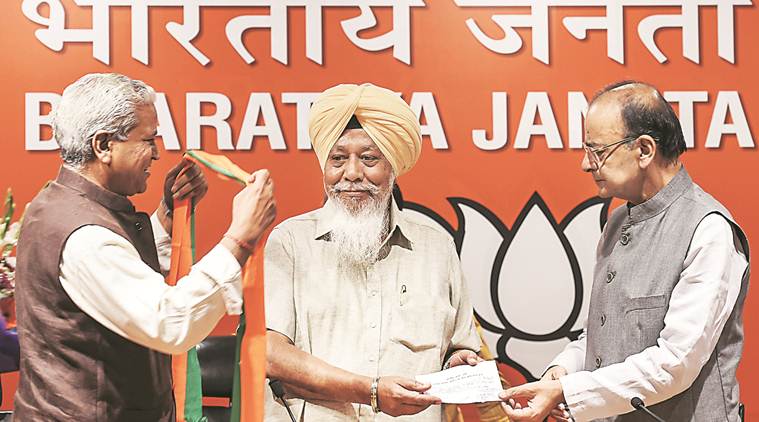 Suspended by AAP in 2015, Fatehgarh Sahib MP joins BJP in Delhi