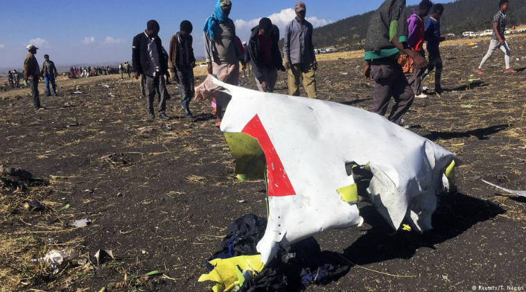airplane crash, airplanes, aeroplane crash, why airplanes crash, why planes crash, planes crash, crash, reasons for plane crash, plane crash reasons, why planes crash, plane landing, airplane landing