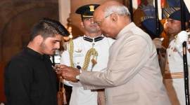 Irfan Ramzan Sheikh Shaurya Chakra, Shaurya Chakra for Irfan Ramzan Sheikh, J&K boy gets Shaurya Chakra, Shaurya Chakra, kashmir militants, jammu and kashmir news, Indian express