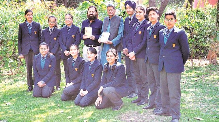 Author Kiran Nagarkar releases collection of stories, poems, illustrations by 45 students
