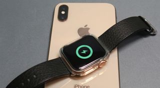 iphone, iphone 11, iphone reverse wireless charging, reverse wireless charging, iphone 11 reverse wireless charging, wireless charging, iphone 11 with fast charger