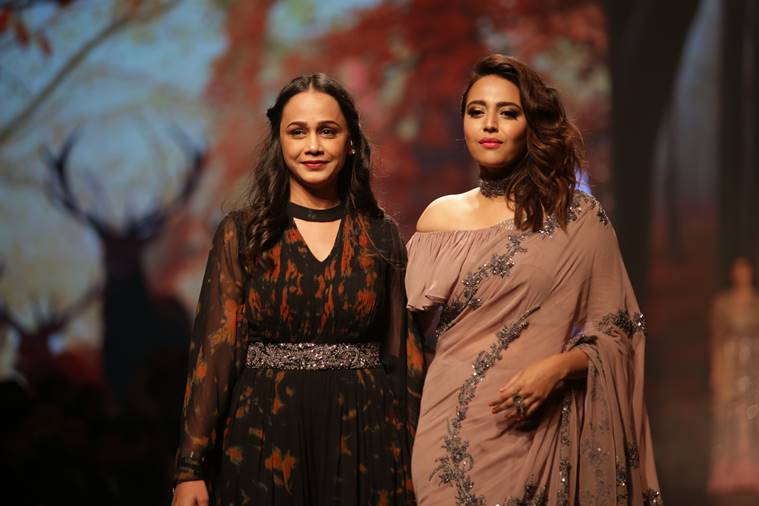 Karisma Kapoor, Swara Bhaskar, Lotus India Fashion Week Day 2