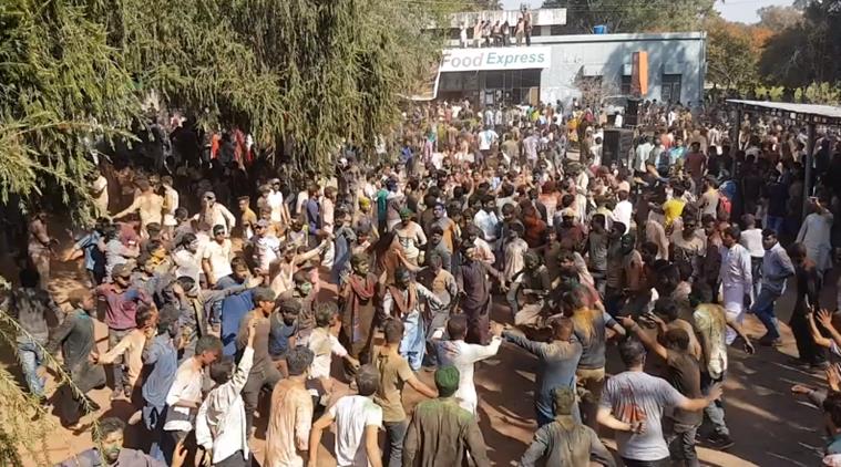 holi, happy holi, holi 2019, holi in pakistan, pakistan holi, holi in foreign countries, holi celebrations muslims, muslims celebrate holi, indian express, viral videos