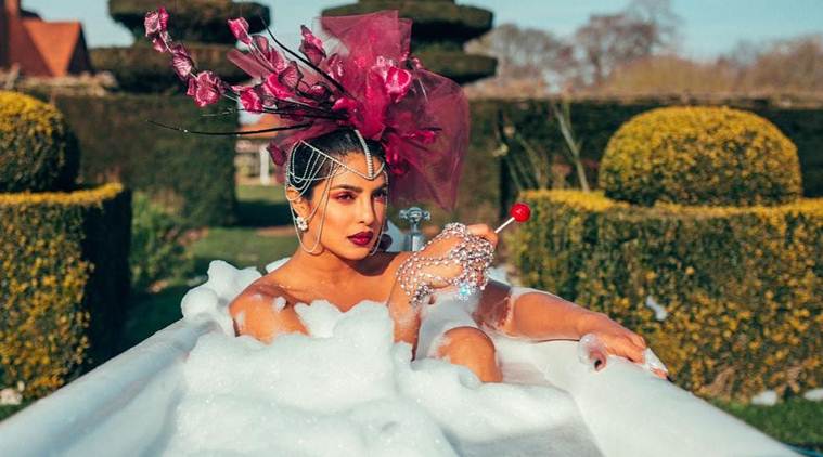 priyanka chopra in jonas song sucker