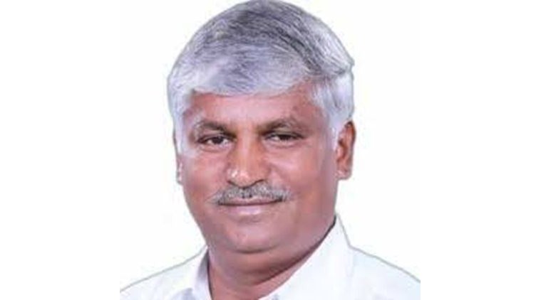 karnataka minister house raid, cs puttaraju, puttarju house raided, kumaraswamy, hd kumaraswamy, congress jds, congress jds alliance