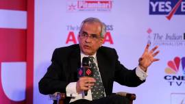 indian economy, indian economy growth, nirmala sitharaman, finance minister nirmala sitharaman, nirmala sitharaman press conference, niti aayog, rajiv kumar niti aayog, rajiv kumar on indian economy, economy slowdown, Indian Express