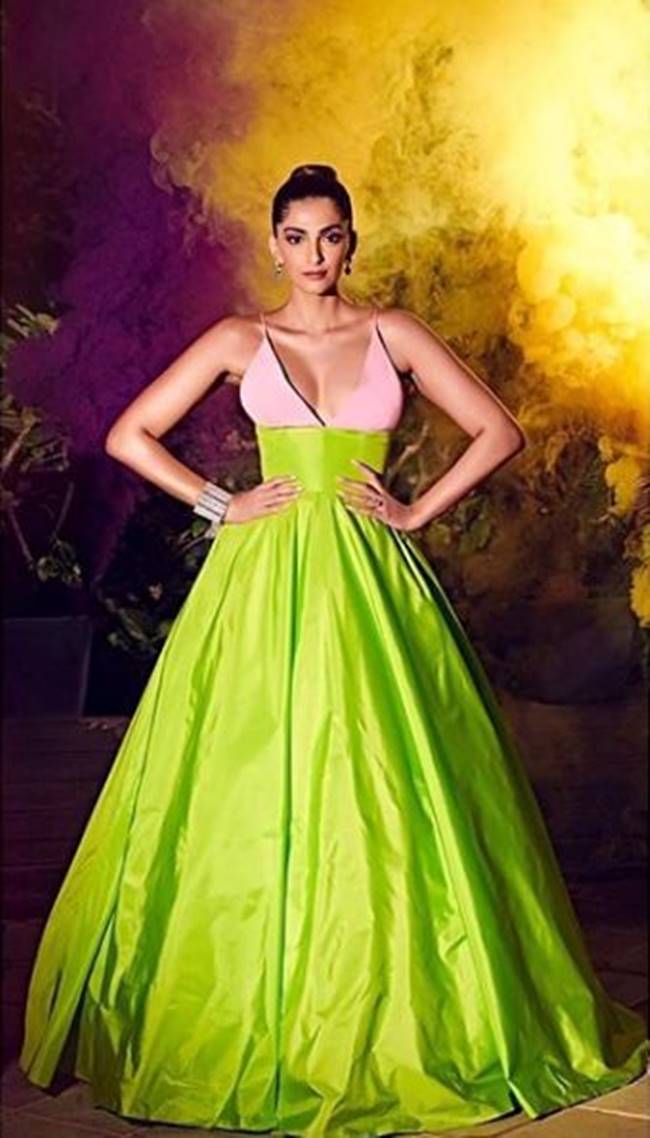 Sonam Kapoor in Yanina Couture – South India Fashion