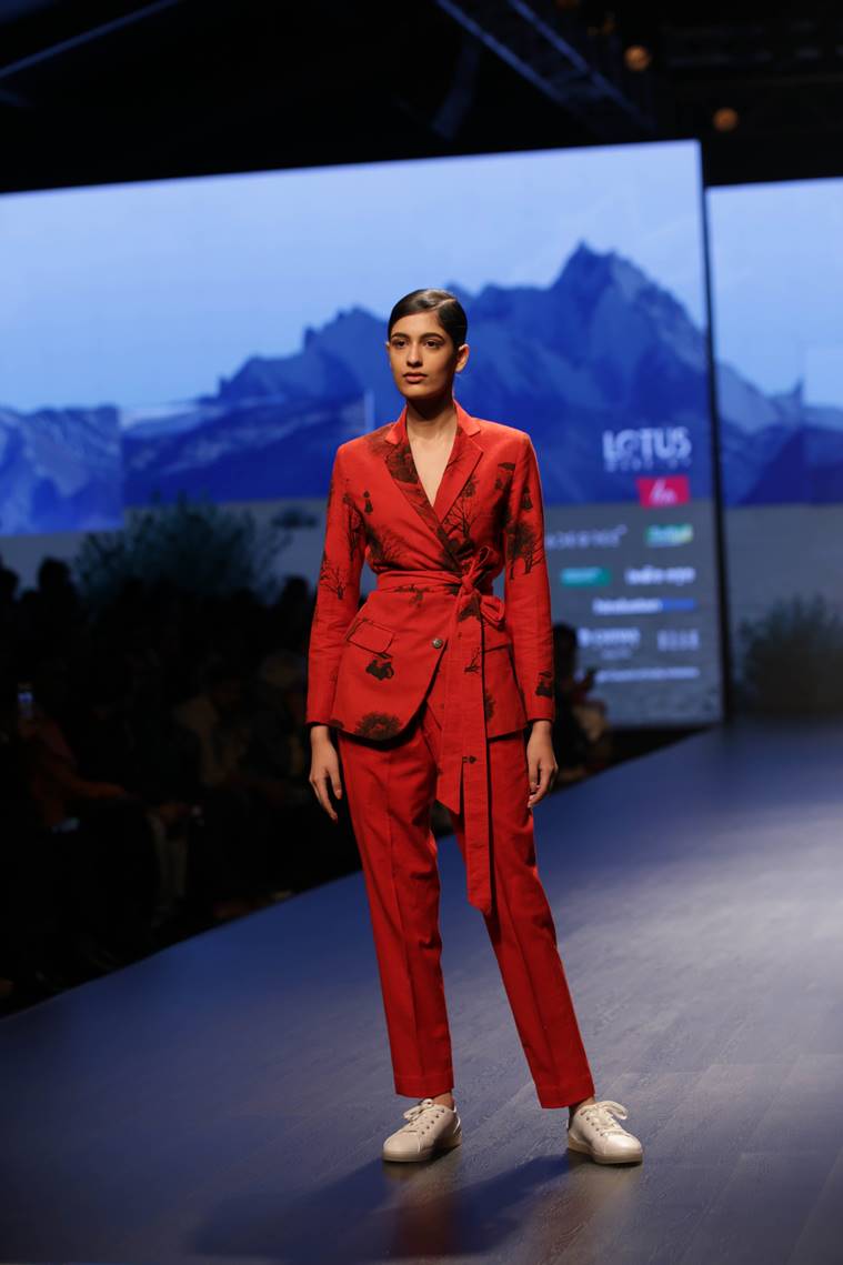 Lotus india fashion week 2019, Lotus india fashion week 2019 suket dhir, indian express, indian express news