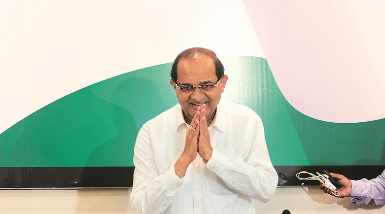 vikhe patil, Radhakrishna Vikhe-Patil, sharad pawar, sujoy Vikhe-Patil, vikhe patil's son joins bjp, sujoy Vikhe-Patil joins bjp, congress leader's son joins bjp, maharashtra congress, ncp, ncp congress alliance, elections 2019, general elections 2019, lok sabha elections 2019, lok sabha elections, election news