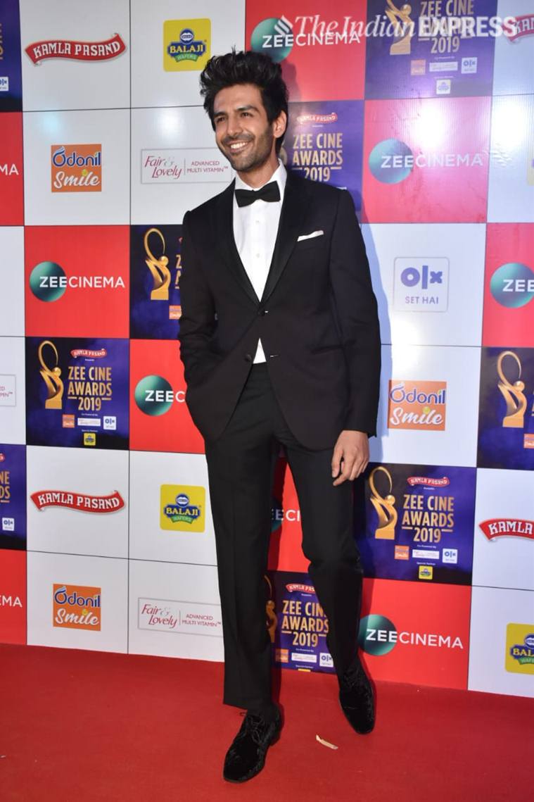 Zee Cine Awards 2019: Ranbir Kapoor And Deepika Padukone Win Big ...