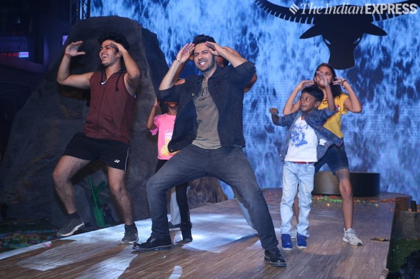 Varun Dhawan photo