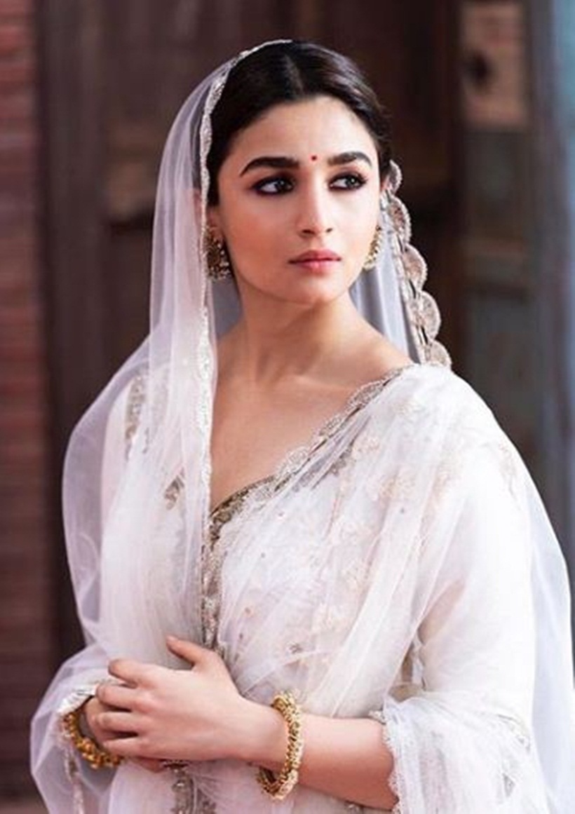 Kalank alia bhatt green cheap dress