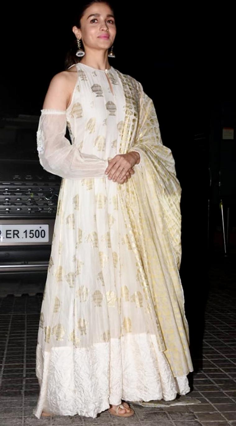 alia bhatt, sonakshi sinha, Waheeda Rehman, shilpa shetty, madhuri dixit, ethnic look, ethnic fashion, designer, Sabyasachi Mukherjee, celebrity fashion, celeb fashion, indian express, indian express news