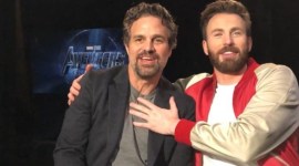 Mark Ruffalo and Chris Evans in Avengers Endgame