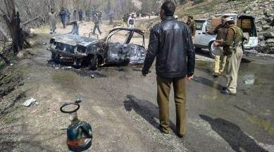 kashmir car blast, kashmir car blast crpf, banihal blast, banihal blast suspect arrested,jammu-srinagar highway blast, crpf bus attacked, crpf convoy attacked, crpf, car blast jammu-srinagar highway, pulwama attack, pulwama crpf attacks, indian express, india news