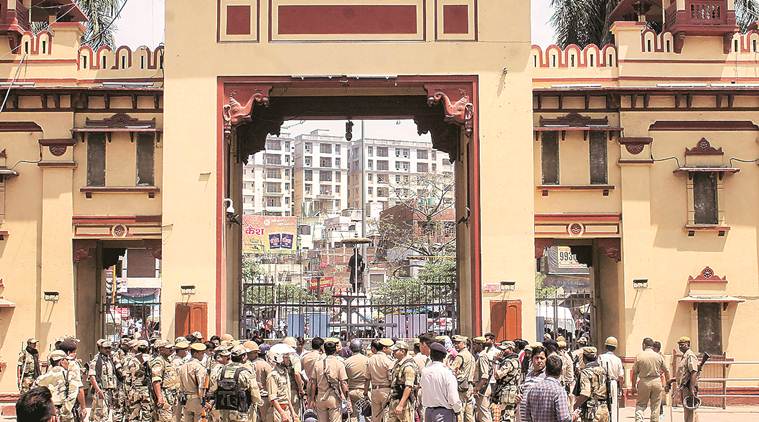 Banaras Hindu University, Banaras Hindu University student shot, BHU student shot, UP Police, Banaras Hindu University UP, india news
