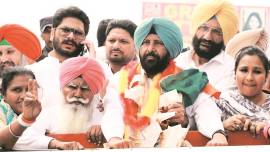 Punjab: On Dhillon’s first day of campaigning, another hopeful says ‘wrong choice’