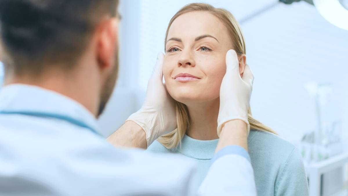 cosmetic surgery, cosmetic surgery tissues, face tissues, Occidental College