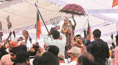 lok sabha elections, lok sabha election 2019, lok sabha polls, gujarat elections, elections in gujarat, ahmedabad, narendra modi, bjp, amit shah, vijay rupani, poll dancers, indian express news