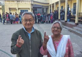 West Bengal: Stray incidents of violence, opposition parties complain to EC