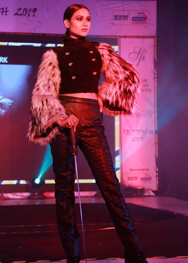 Game of Thrones, Satyam Fashion Institute, Arya Stark, Sansa Stark, Lannister, Khal Drogo, Jon Snow, RR Martin, Song of Ice and Fire, indianexpress.com, lifestyle, young designers