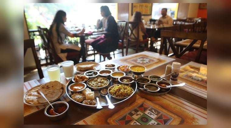 eye, sunday eye, Chetana, restaurant, Mumbai