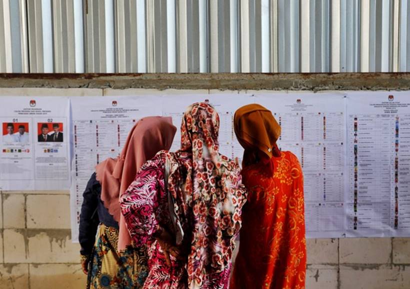 Voting closes in Indonesia's giant one-day election