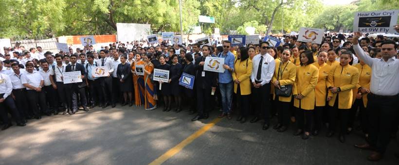 jet airways, jet airways operations, jet airways temporary suspend, jet airways employees, jet airways protest, jet airways sbi, jet airways banks, jet airways employees protest, jet airways bidding, jet airways dgca, indian express news