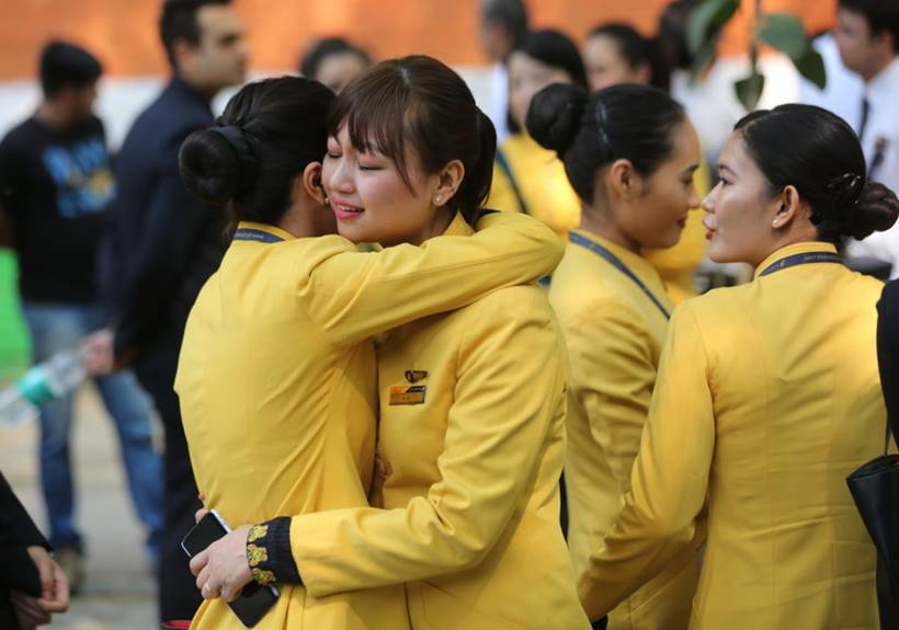 jet airways, jet airways operations, jet airways temporary suspend, jet airways employees, jet airways protest, jet airways sbi, jet airways banks, jet airways employees protest, jet airways bidding, jet airways dgca, indian express news