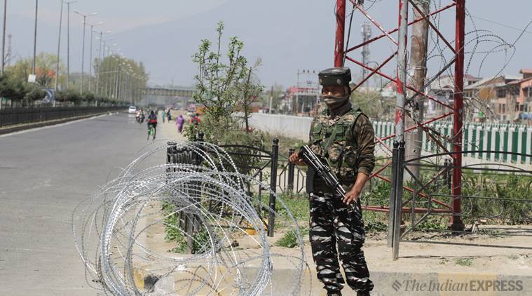 jammu kashmir, jammu and kashmir, jammu kashmir highway ban, highway ban in kashmir, pulwama attack, pulwama terror attack, omar abdullah, mehbooba mufti, pdp, people's democratic party, jammu kashmir news, indian express news