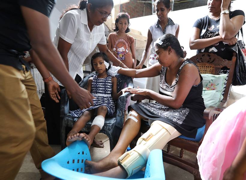sri lanka attacks, sri lanka bomb blasts, sri lanka photos, indians killed in sri lanka, JD(S) workers, sri lanka emergency, sri lanka easter attacks, sri lanka suicide bomb attacks, indian express