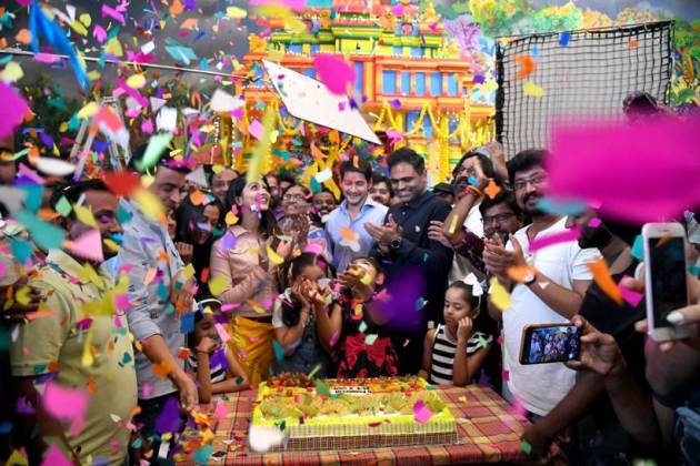 Maharshi shoot wrapped up party photos