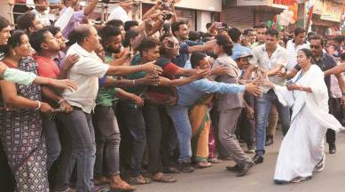 Mamata Banerjee, Mamata Banerjee narendra Modi, west bengal lok sabha elections, Mamata Banerjee central forces bjp, west bengal election news, west bengal election violence, Lok sabha elections, general elections, election news, decision 2019, lok sabha elections 2019, indian express
