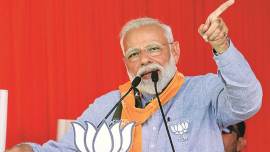 farmers union black flag, protesters will show black flag, Modi campaign farmer union black flag, Harsimrat Kaur Badal shown black flags while campaigning, dharna at mandi kalan-badal village