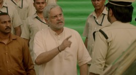 modi journey of a common man eros web series