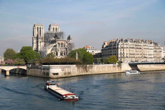 Notre Dam, Notre Dam fire, Notre Dam cathedral, Notre Dam Paris, Notre Dam collapsed, Paris fire, Paris cathedral fire, France, French citizens, World news, Indian Express