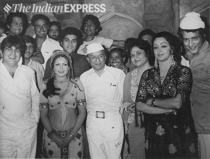 kranti film sets parveen babi