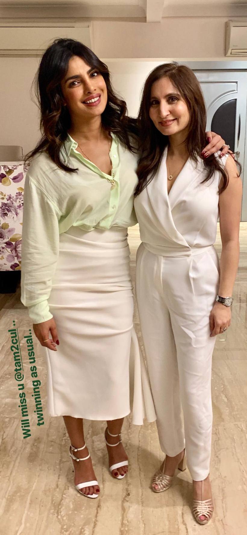 priyanka chopra with her best friend