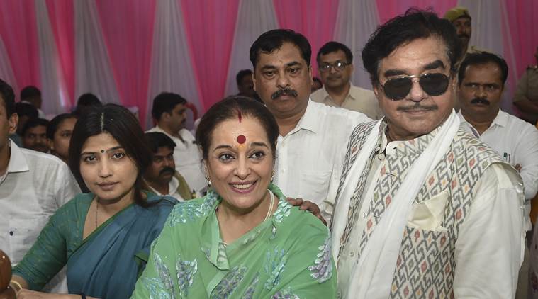 poonam sinha, poonam sinha sp, poonam sinha lucknow, shatrughan sinha, shatrughan sinha wife, shatrughan sinha wife joins sp, rajnath singh, election news, lok sabha elections, lok sabha elections 2019, elections 2019