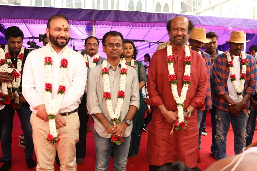 Darbar stars Rajinikanth as cop
