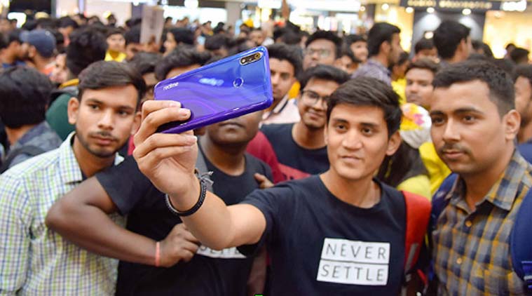 Realme 3 Pro, Realme 3 Pro price in India, Realme 3 Pro specifications, Realme 3 Pro features, Realme 3 Pro sale, Realme 3 Pro launch