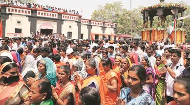 Thousands gather at Pune's Vadhu Budruk to mark 330th death anniversary of Sambhaji Maharaj