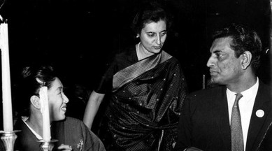 satyajit ray with indira gandhi