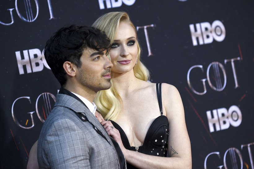 sophie turner joe jonas photos