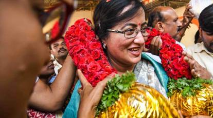 Lok Sabha elections: Sandalwood stars heat up Sumalatha's campaign in  Mandya | Elections News - The Indian Express